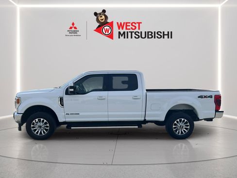 Used 2022 Ford F250 Lariat w/ Lariat Value Package image 2