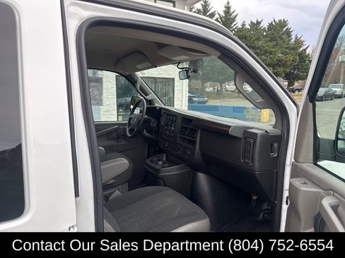 Used 2024 GMC Savana 2500 Work Van image 15