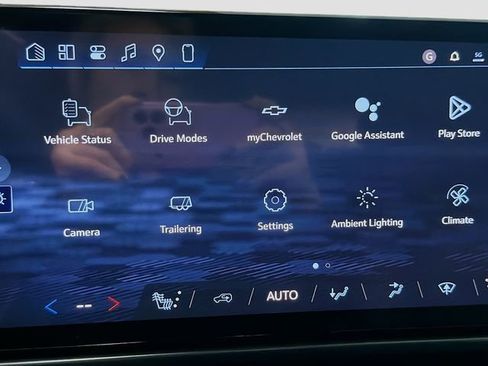 New 2026 Chevrolet Equinox EV RS AWD/4WD image 16