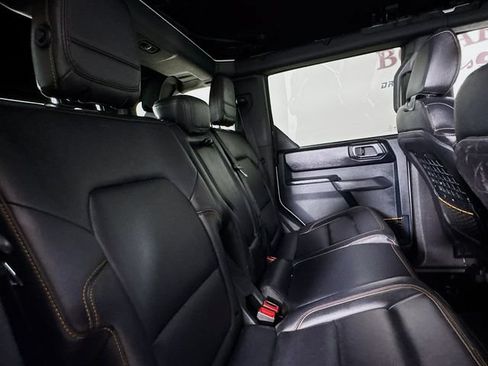 Used 2024 Ford Bronco Badlands AWD/4WD image 30