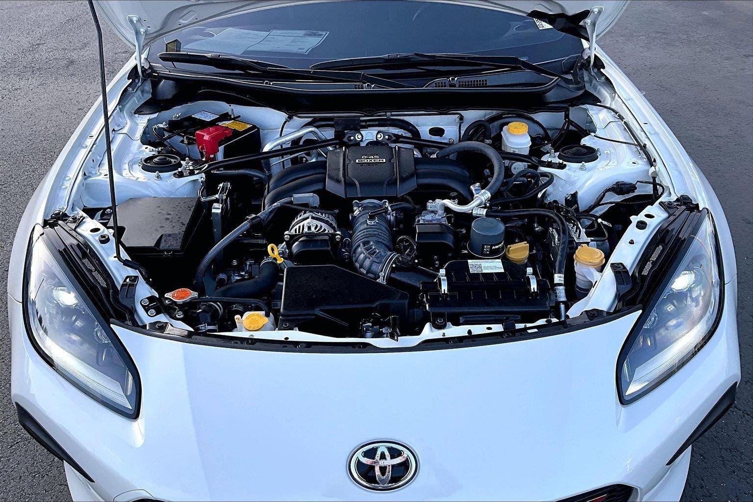 Used 2024 Toyota GR86 Premium w/ Performance Package RWD image 30