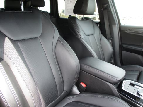 Used 2024 BMW X3 xDrive30i AWD/4WD image 40