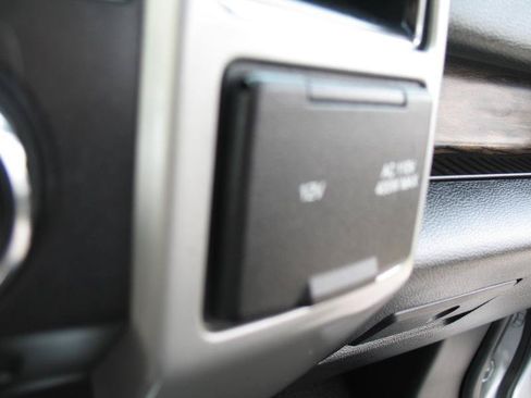 Used 2018 Ford F150 Lariat AWD/4WD image 45