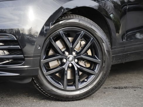 Certified 2026 Land Rover Range Rover Velar Dynamic SE image 2