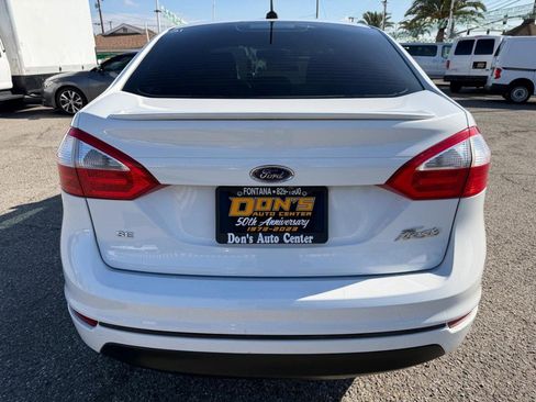 Used 2019 Ford Fiesta SE w/ Equipment Group 201A image 7