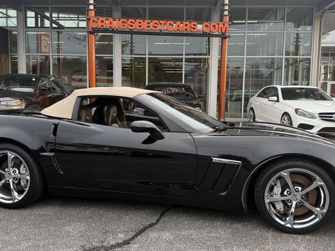 Used 2011 Chevrolet Corvette Grand Sport w/ Preferred Equipment Group RWD image 2