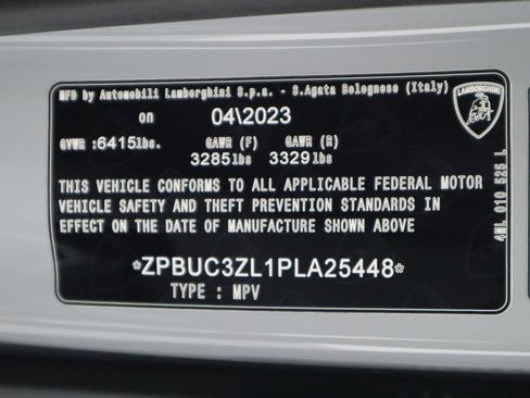 Used 2023 Lamborghini Urus Performante image 36