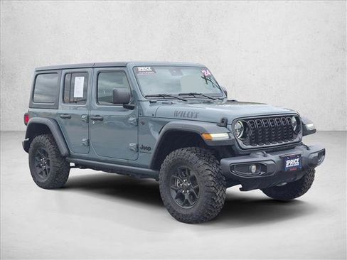 Used 2024 Jeep Wrangler Unlimited Sport AWD/4WD image 3