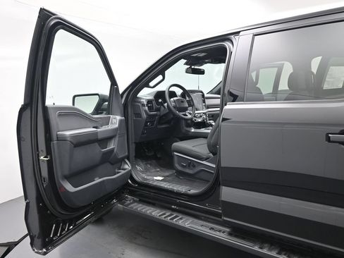 New 2026 Ford F150 XLT w/ Equipment Group 302A MID AWD/4WD image 8