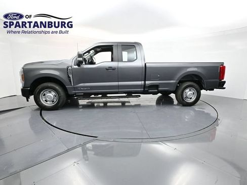 Used 2026 Ford F250 XL RWD image 4