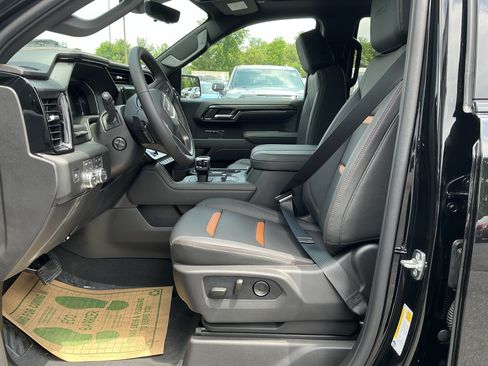 New 2026 GMC Sierra 1500 AT4 w/ AT4 Premium Package AWD/4WD image 15