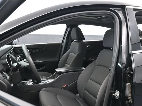 Used 2024 Chevrolet Malibu LT FWD image 10