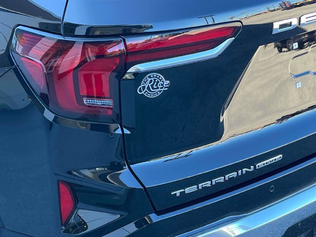 New 2027 GMC Terrain Denali AWD/4WD image 10