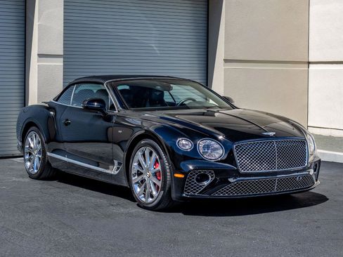 Used 2020 Bentley Continental GT V8 First Edition AWD/4WD image 28