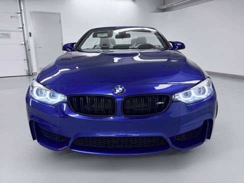 Used 2020 BMW M4 Convertible w/ Competition Package RWD image 4