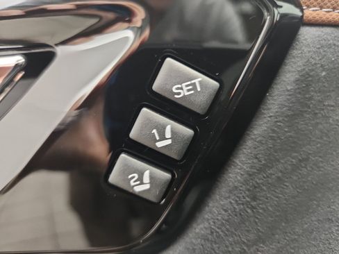 Used 2026 Subaru Forester Touring image 9