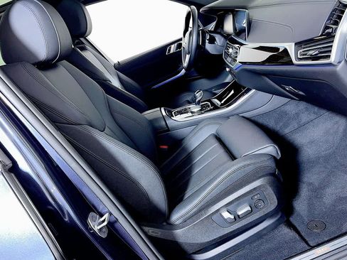 Used 2021 BMW X5 xDrive40i w/ Convenience Package image 23