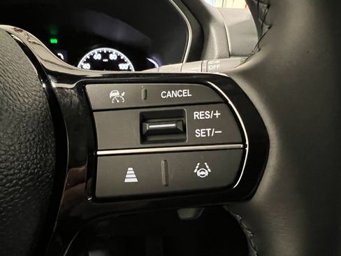 New 2025 Honda Pilot Touring image 17