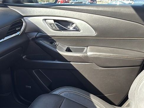 Used 2021 Chevrolet Traverse RS w/ LPO, Floor Liner Package image 24