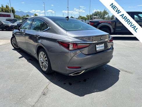 Used 2019 Lexus ES 350 w/ Accessory Package FWD image 5