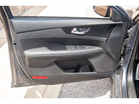 Used 2023 Kia Forte GT-Line w/ GT-Line Premium Package FWD image 10