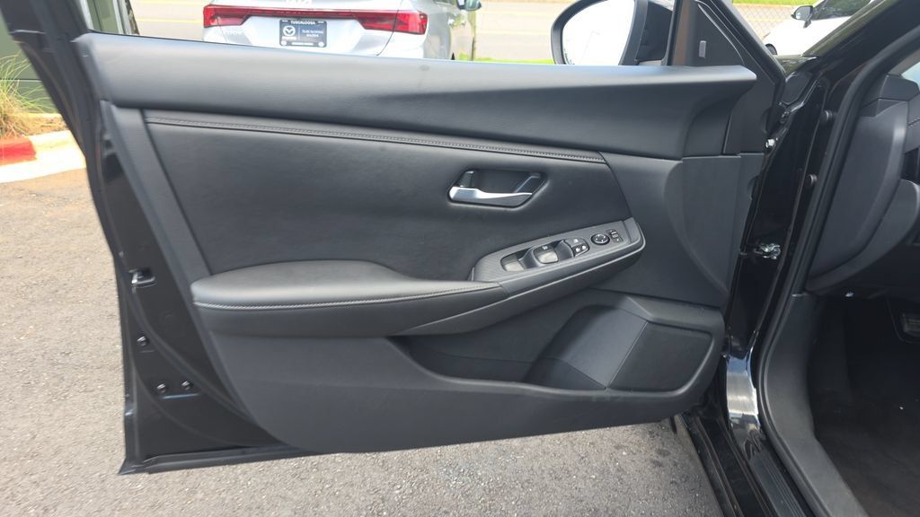 Used 2024 Nissan Sentra SV w/ All-Weather Package FWD image 10