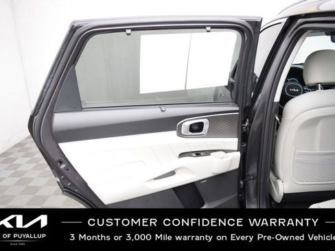 Certified 2023 Kia Sorento SX Prestige image 11