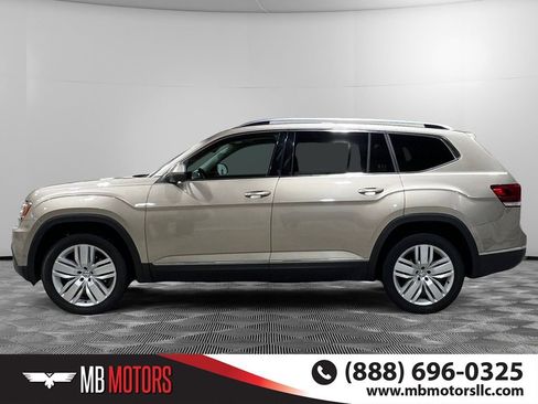 Used 2018 Volkswagen Atlas SEL Premium image 9