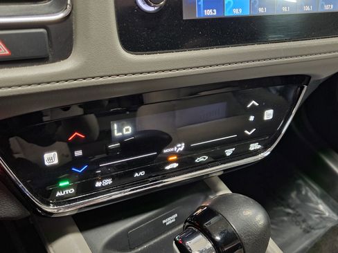 Used 2020 Honda HR-V EX image 30