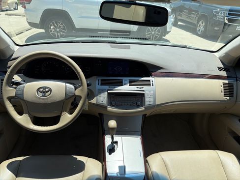 Used 2008 Toyota Avalon XLS FWD image 19