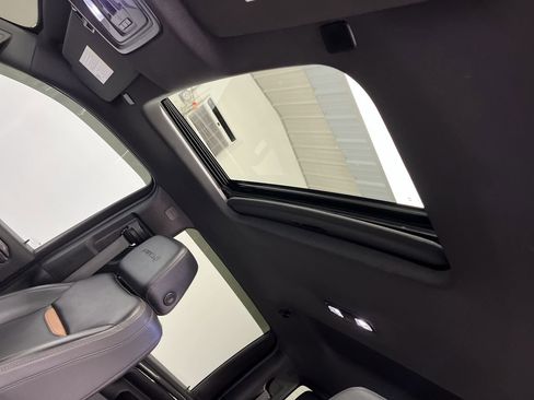 Certified 2024 GMC Sierra 2500 AT4 w/ AT4 Preferred Package image 7