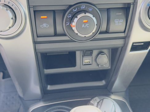 Used 2022 Toyota 4Runner SR5 Premium image 22