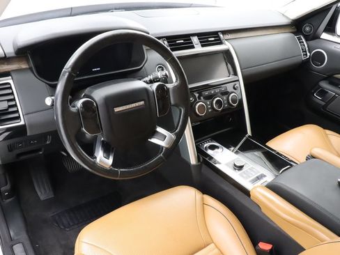 Used 2019 Land Rover Discovery HSE AWD/4WD image 15