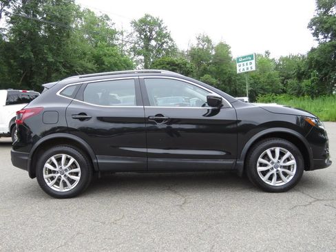 Used 2021 Nissan Rogue Sport SV AWD/4WD image 4