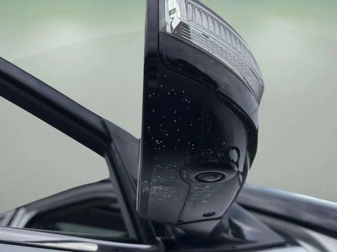 Used 2017 Nissan Maxima Platinum image 31