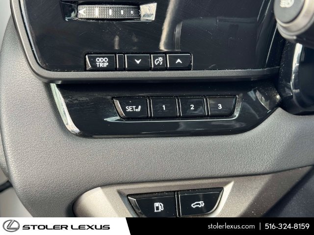 Used 2023 Lexus RX 350 w/ Accessory Package (2T) AWD/4WD image 25