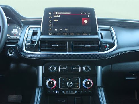 Used 2022 GMC Yukon SLT w/ SLT Luxury Package image 20