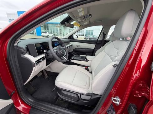 Used 2026 Hyundai Tucson Blue SE image 16