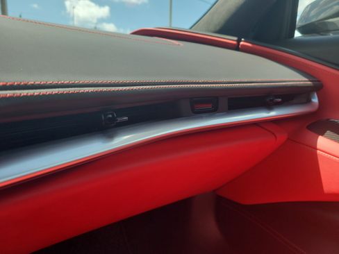 Used 2024 Chevrolet Corvette Stingray Premium Cpe w/ Z51 Performance Package image 31