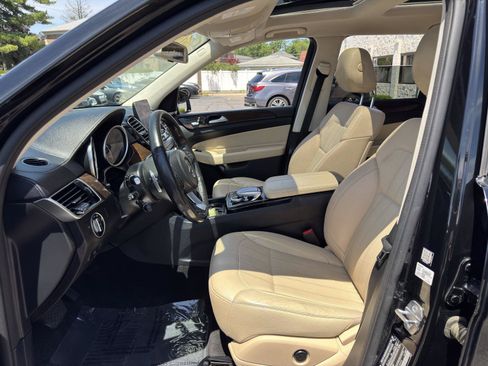 Used 2019 Mercedes-Benz GLS 450 4MATIC w/ Premium 1 Package image 18