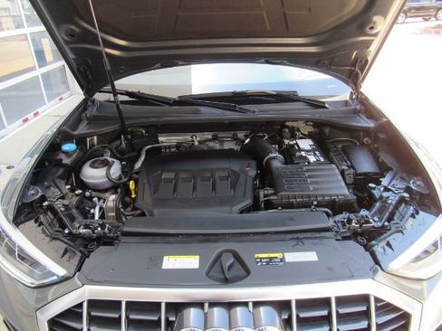 Used 2024 Audi Q3 2.0T Premium w/ Convenience Package image 57