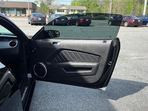 Used 2013 Ford Mustang GT Premium w/ GT Track Pkg image 29