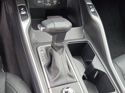 New 2026 Kia Sorento S FWD image 15