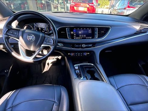 Used 2022 Buick Enclave Premium image 7