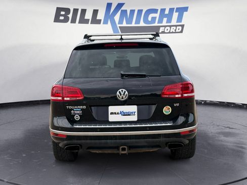 Used 2017 Volkswagen Touareg Wolfsburg Edition AWD/4WD image 4