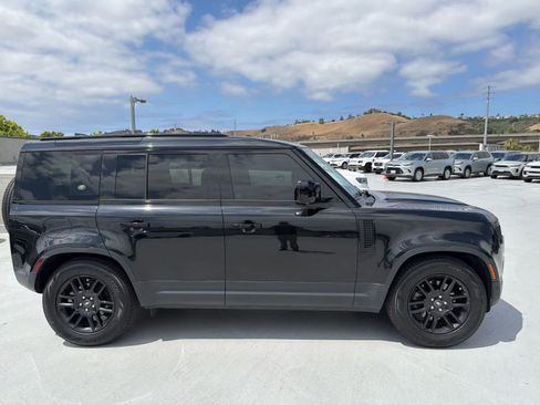 Used 2023 Land Rover Defender 110 S AWD/4WD image 3