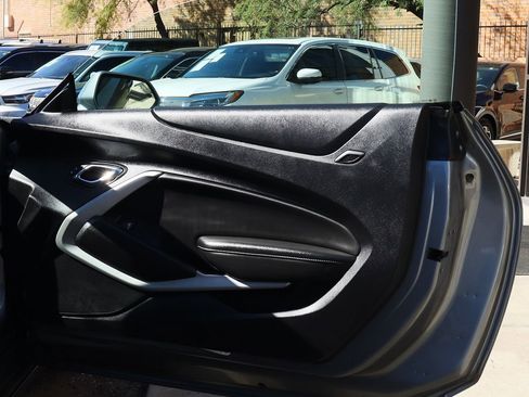 Used 2020 Chevrolet Camaro LT image 26