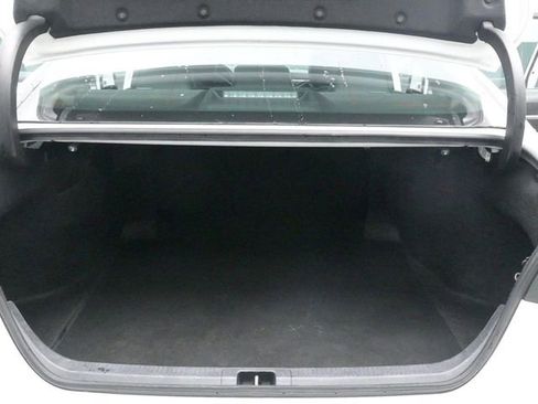 Used 2024 Toyota Camry SE image 13