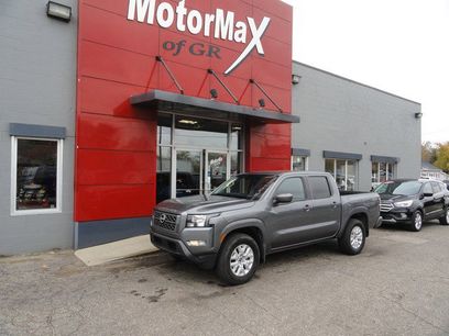 Used 2022 Nissan Frontier SV