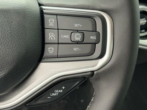 New 2026 Jeep Grand Wagoneer L Limited image 18